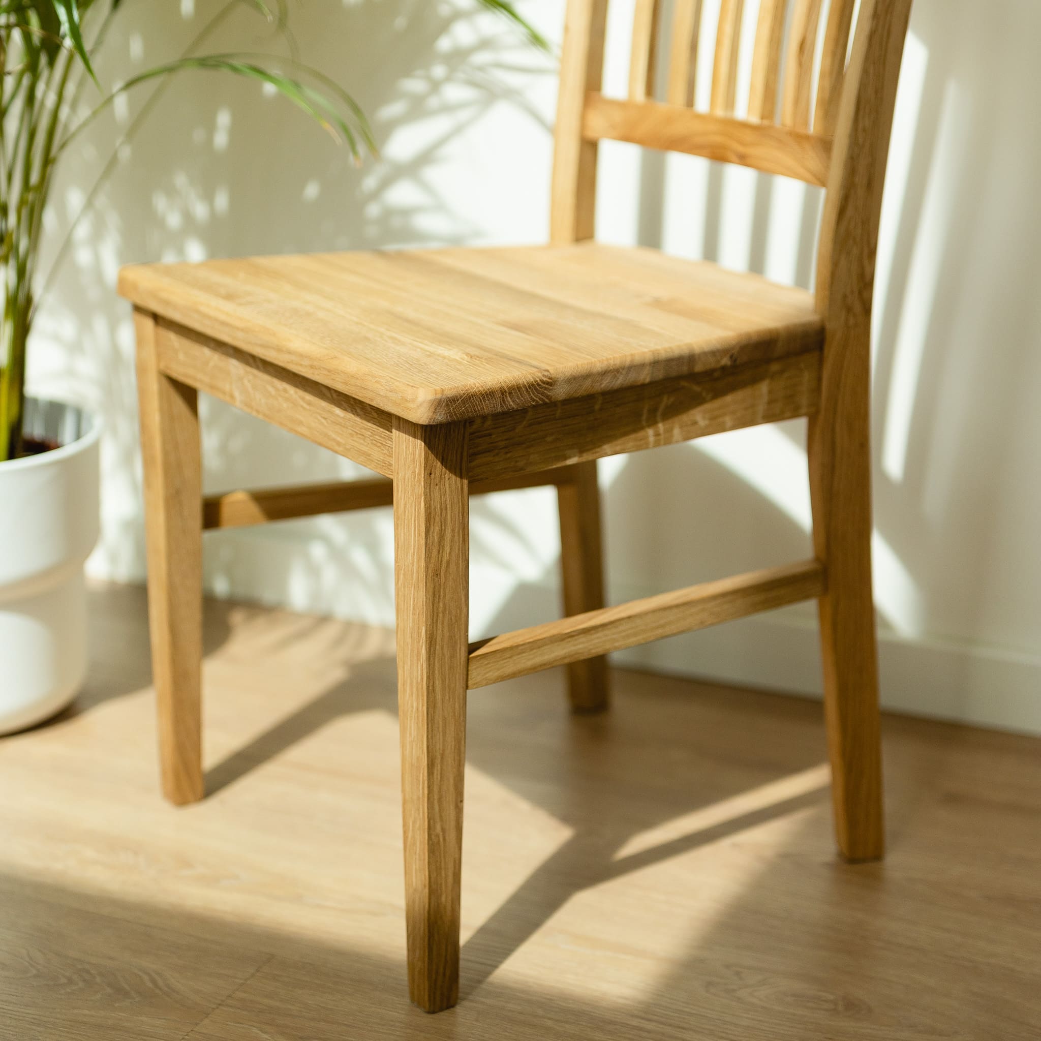 Chaise de salle à manger en bois massif de chêne style rustique